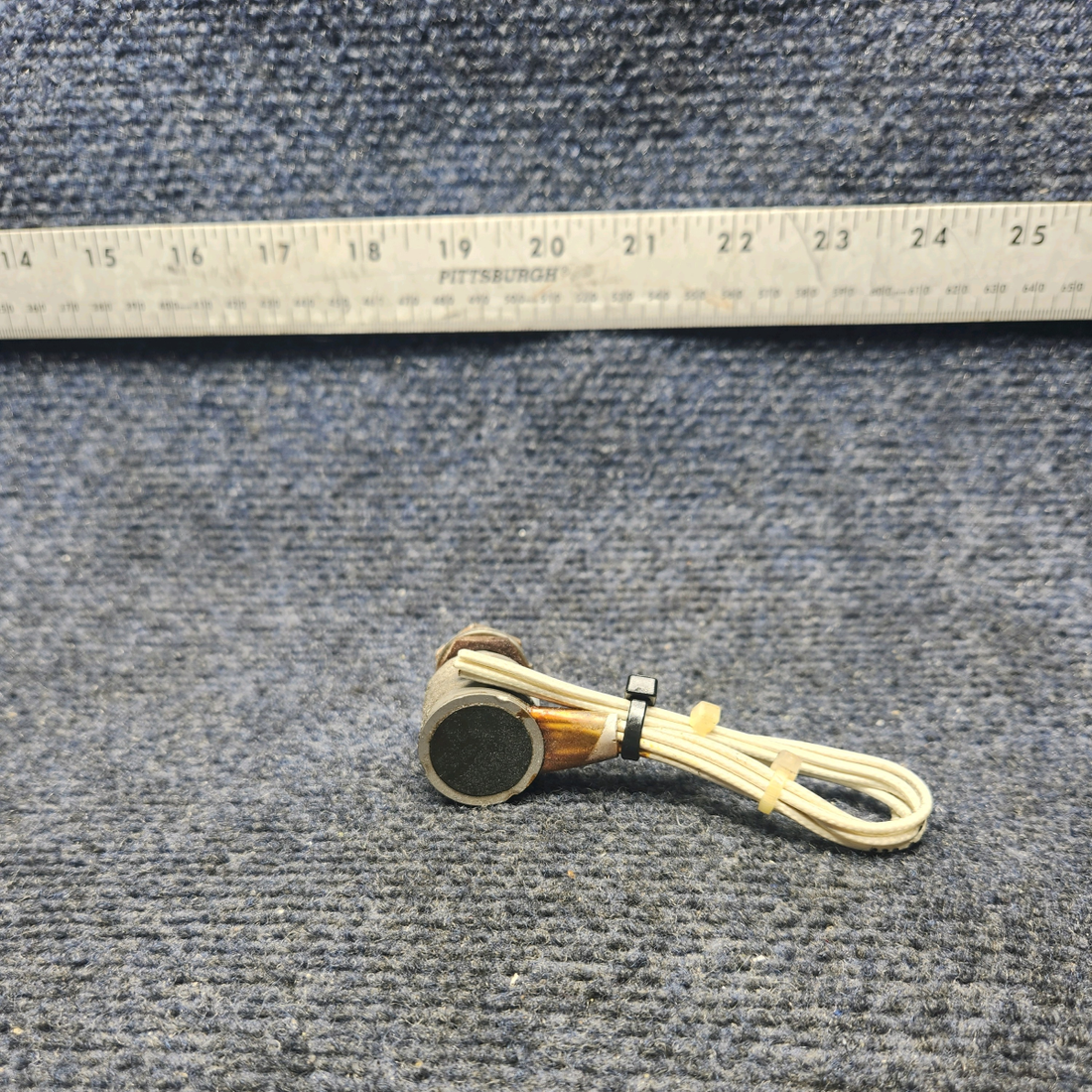 Used aircraft parts for sale, 1CH25 Beechcraft F33A LANDING GEAR LIMIT SWITCH (14-28V)