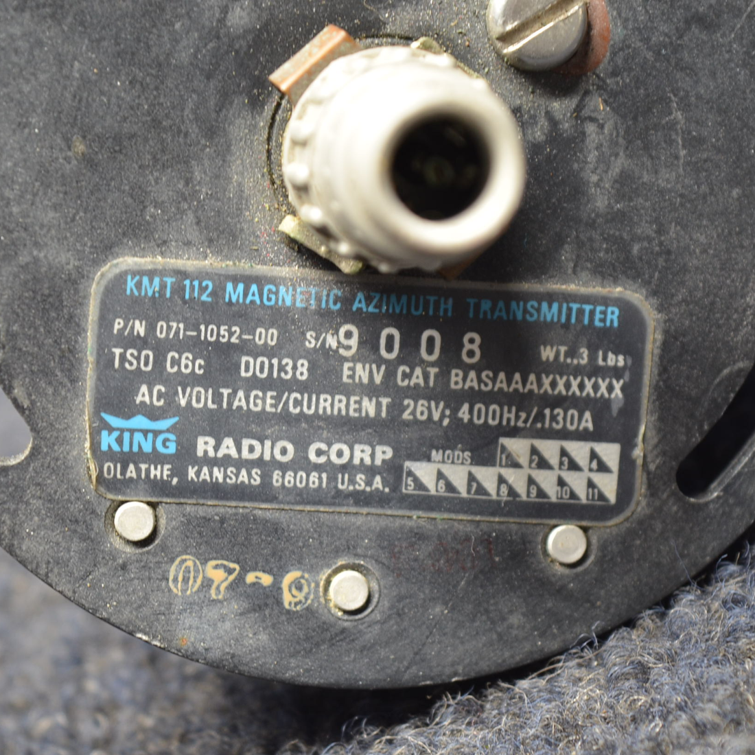 Used aircraft parts for sale, 071-1052-00 PIPER- CESSNA-BEECH- MOONEY VARIOS BENDIX KING KMT-112 MAGNETIC AZIMUTH TRANSMITTER W CONNECTOR