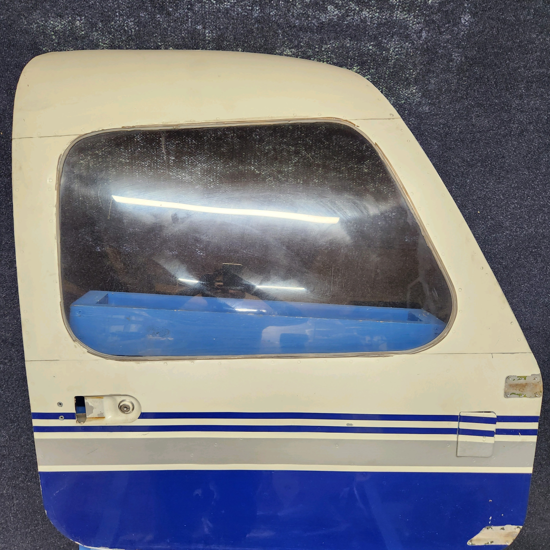 Used aircraft parts for sale, 63055-004 PIPER PA28-140 CABIN DOOR ASSY WITH WINDOW- NO HINGE.