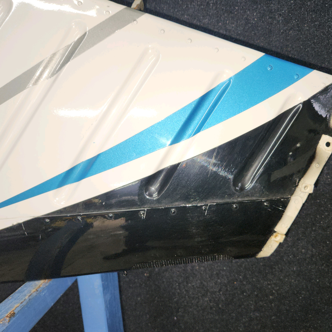 Used aircraft parts for sale, 66975-004 Piper PA28-161 Vertical fin
