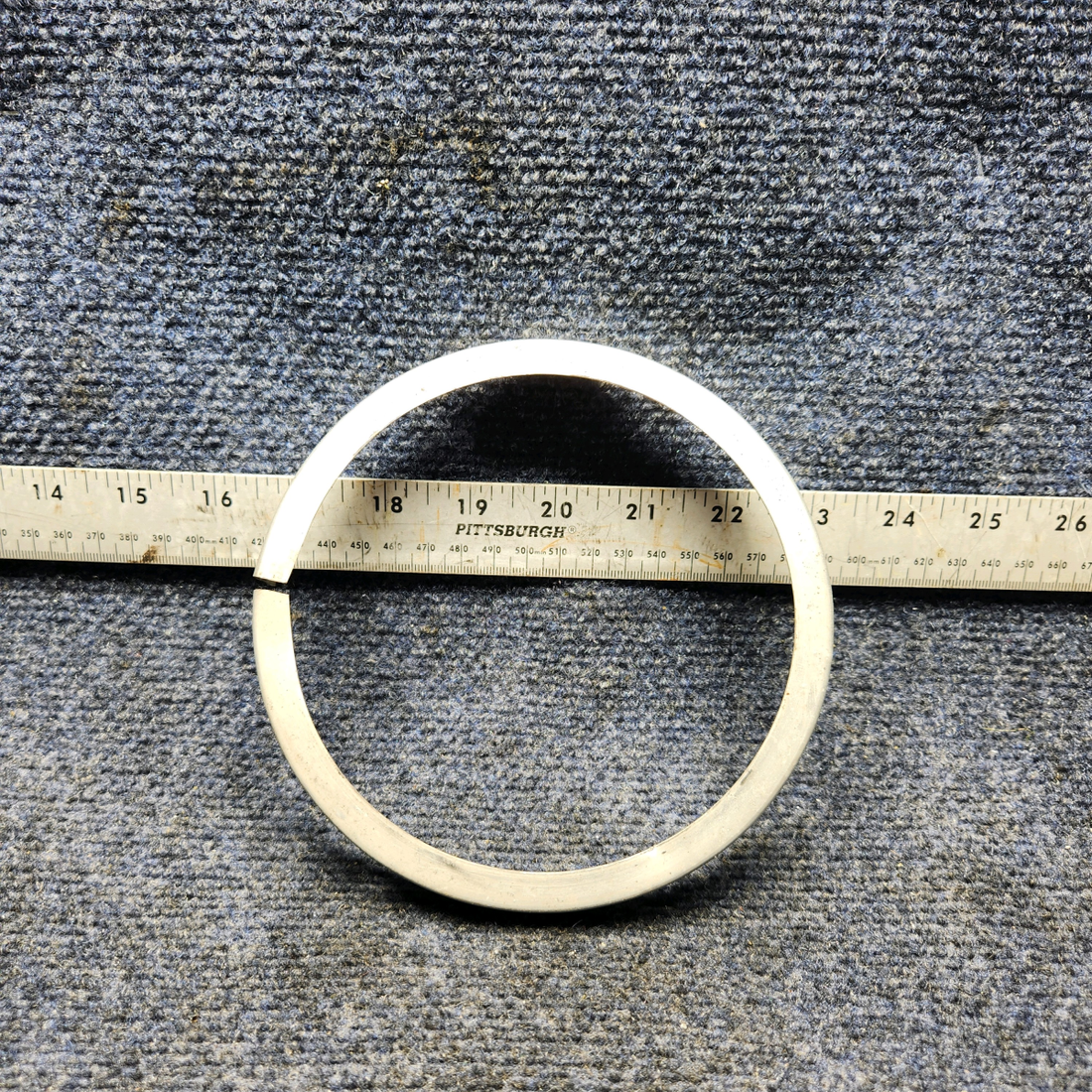 Used aircraft parts for sale, 650187-501 Mooney M20J RETAINER ASSY LANDING LIGHT