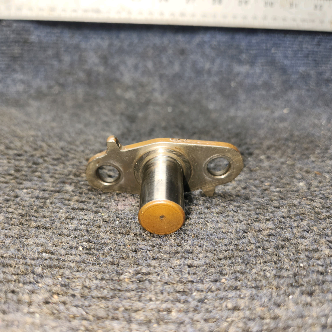 Used aircraft parts for sale, LW-13796 Lycoming O-320 Piper PA28-161 Crankshaft Idler Gear Shaft