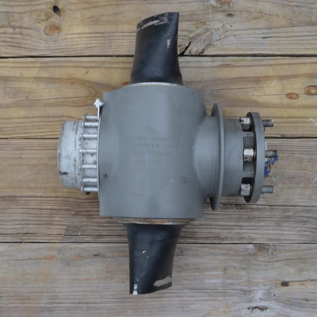 Used aircraft parts for sale, B2D34C220-B Cessna 172RG MCCAULEY - 2 BLADE PROPELLER (HUB PARTS ONLY SEE DETAILS)