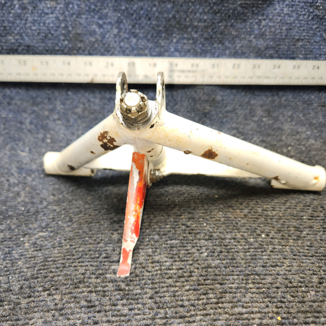 Used aircraft parts for sale, 540001-5003 Mooney M20J Truss Assembly Pivot for Nose Gear with Bearing