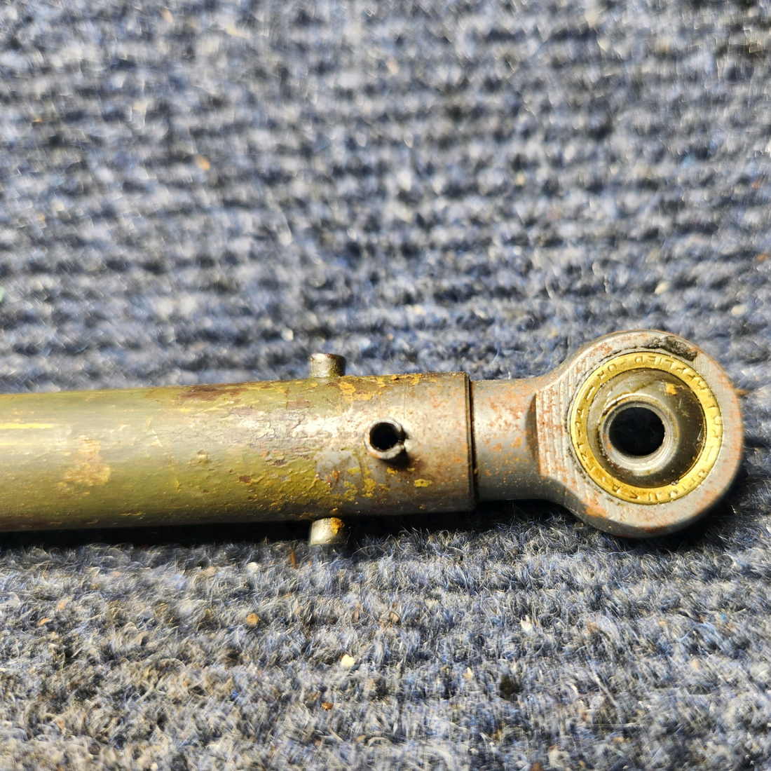 Used aircraft parts for sale, 915008-001 Mooney M20J Elevator Tube Assembly