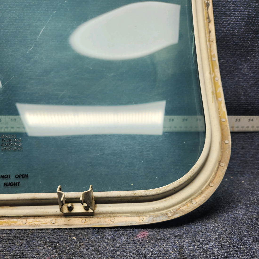 Used aircraft parts for sale, 002-430053-1 Beechcraft F33A CENTER WINDOW ASSEMBLY LH (TINTED)