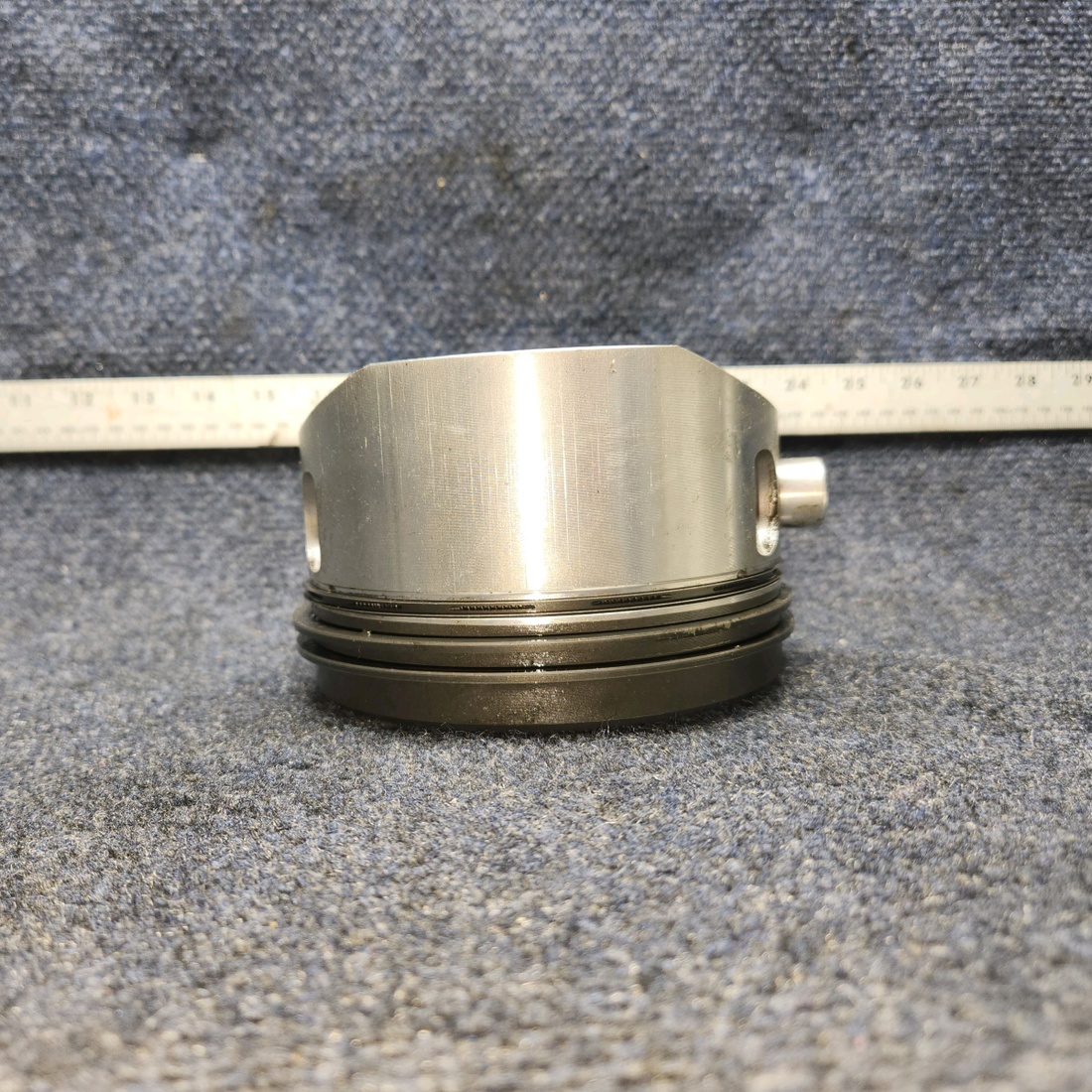 Used aircraft parts for sale, LW12416 Lycoming CESSNA 172K CYLINDER WIDE DECK USED IN O-320 SERIES CHROME -10 HRS ONLY