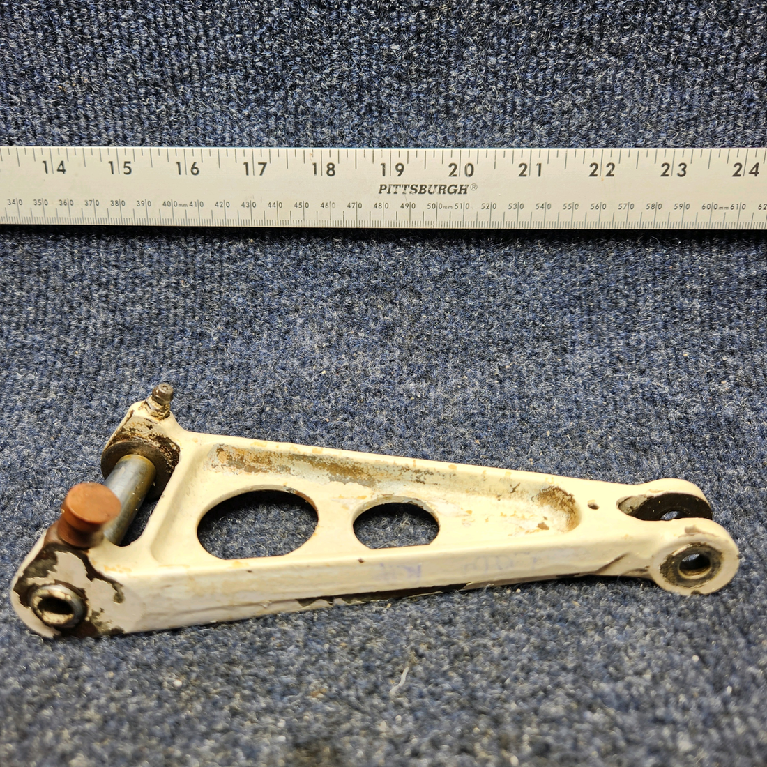 Used aircraft parts for sale, 45-815015-6 BEECHCRAFT F35 MAIN GEAR TORQUE LINK ASSY LOWER