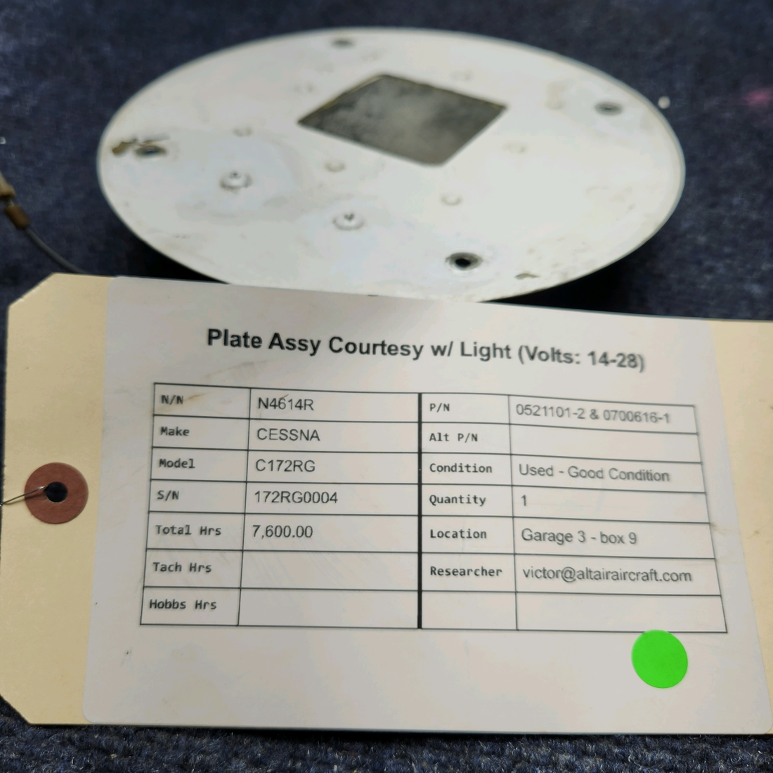 Used aircraft parts for sale, 0521101-2 & 0700616-1 Cessna CESSNA C172RG PLATE ASSY COURTESY W/ LIGHT (VOLTS: 14-28)