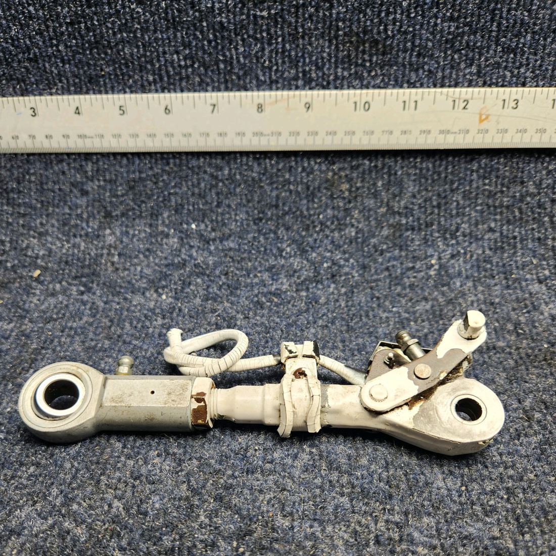 Used aircraft parts for sale, 67797-004 Piper PA32RT-300 LINK ASSEMBLY MAIN GEAR TRUSS RH W/ SWITCH (14-28V) RH