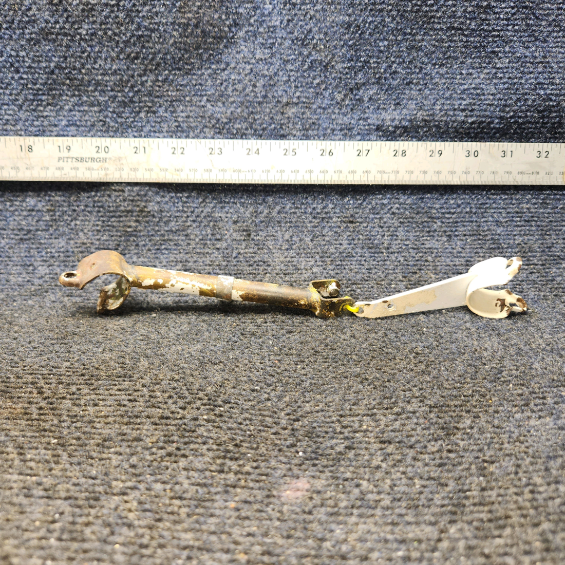 Used aircraft parts for sale, 550015‑005 Mooney M20J Main Landing Gear Door Support - LH