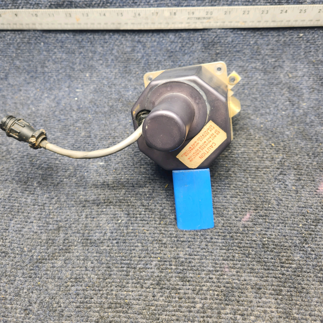 Used aircraft parts for sale, 1C812-2-801 Mooney M20K EDO-AIRE AUTOPILOT PITCH SERVO ASSEMBLY