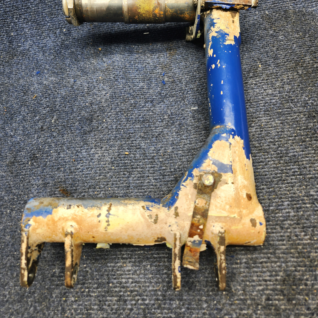 Used aircraft parts for sale, 520002-502 Mooney M20K SPINDLE ASSY RH