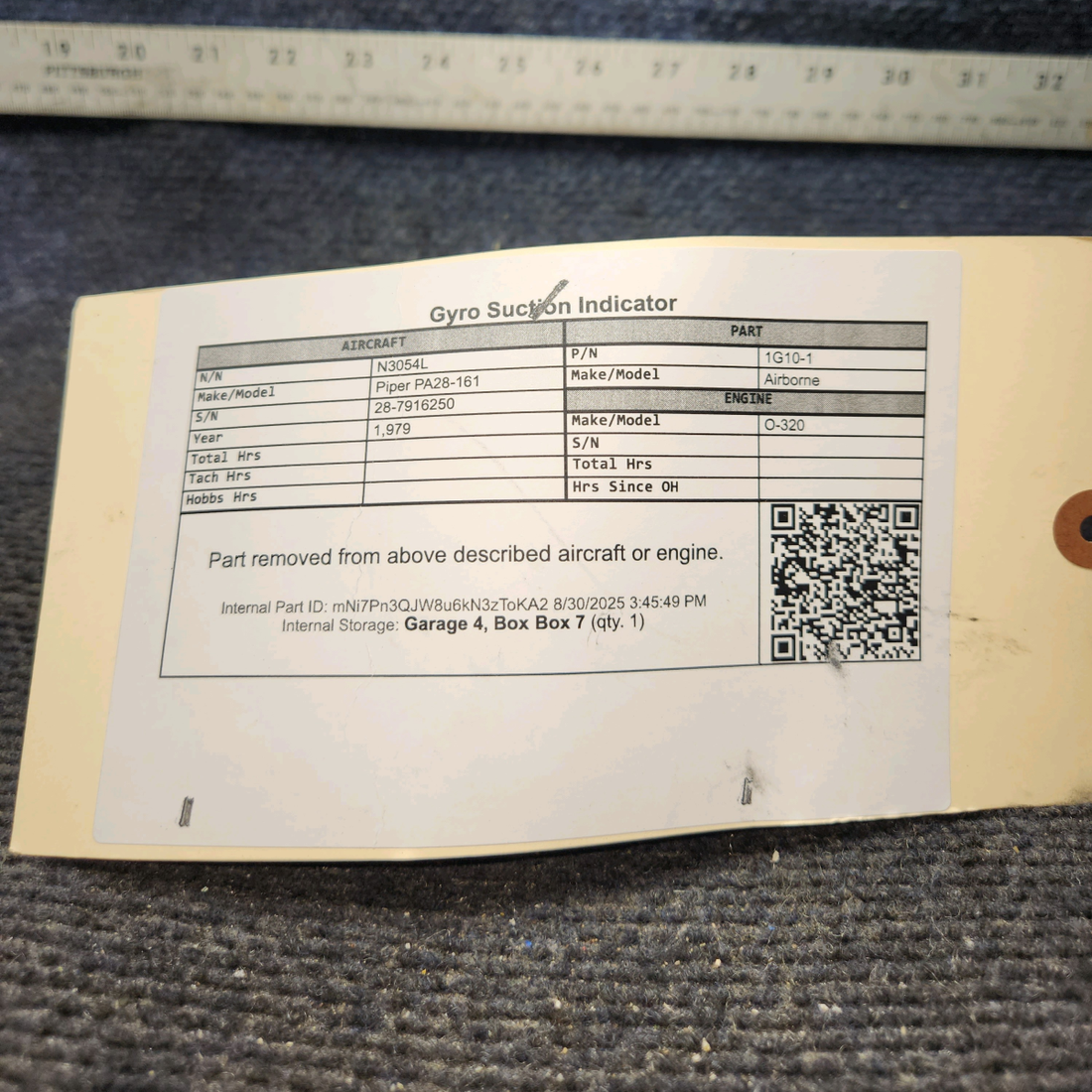 Used aircraft parts for sale, 1G10-1 Airborne Piper PA28-161 Gyro Suction Indicator