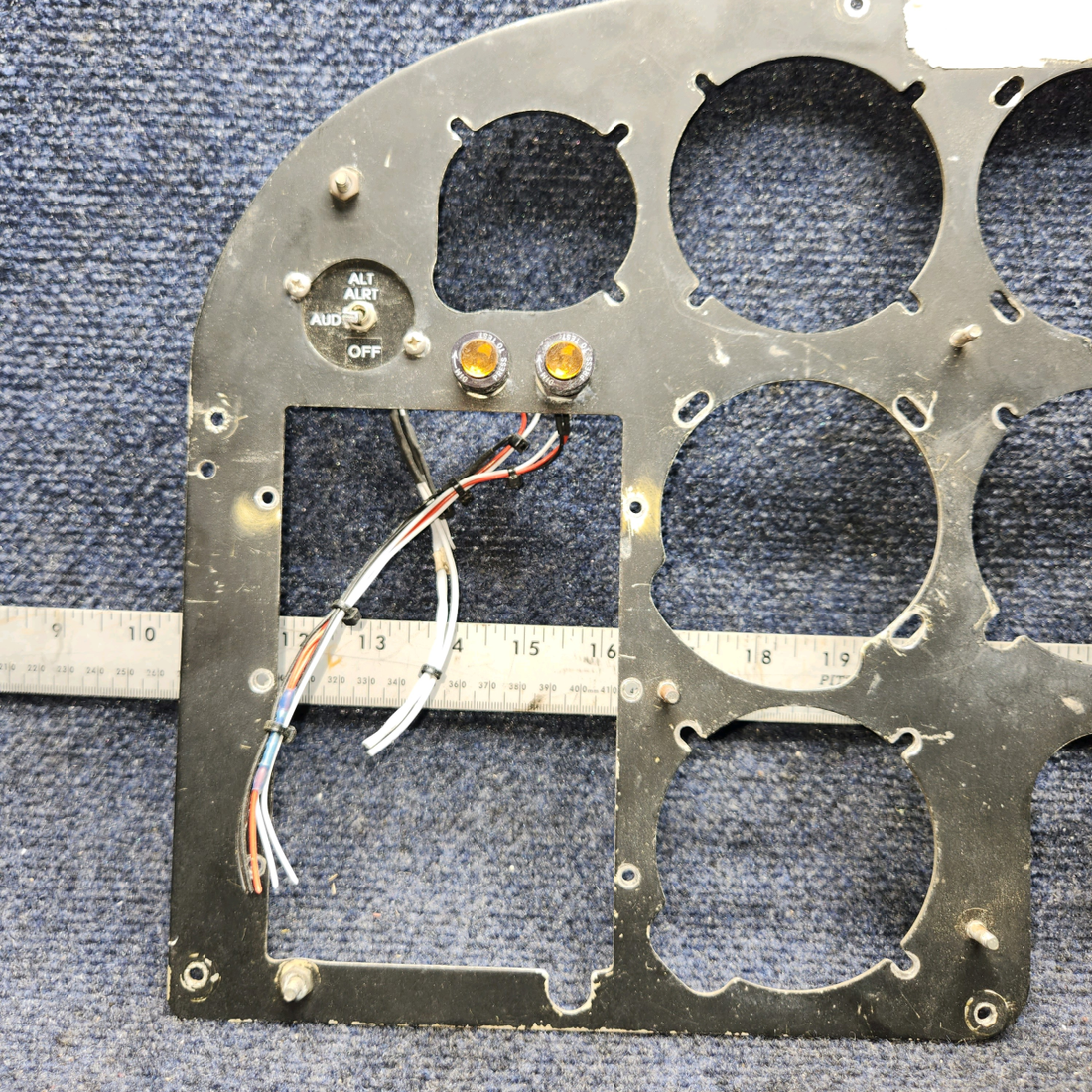 Used aircraft parts for sale, 2413019-1 Cessna 172RG Shock Panel Assy
