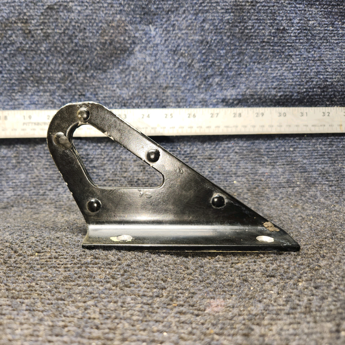 Used aircraft parts for sale, 66769-000 Piper PA28-161 Tail Skid Assembly