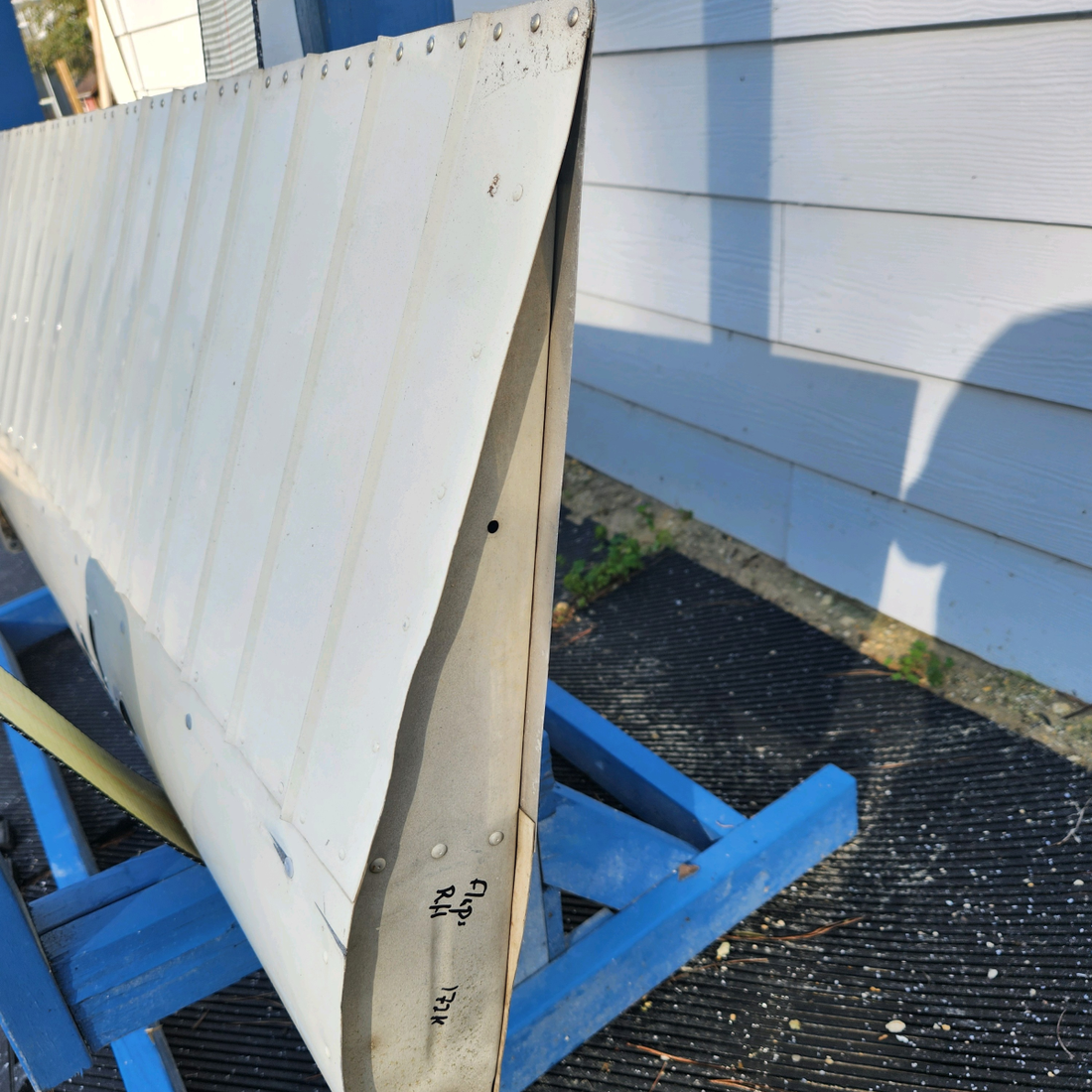Used aircraft parts for sale, 0523901-38 CESSNA 172K FLAP ASSEMBLY RH "SEE PHOTOS FOR DETAILS"