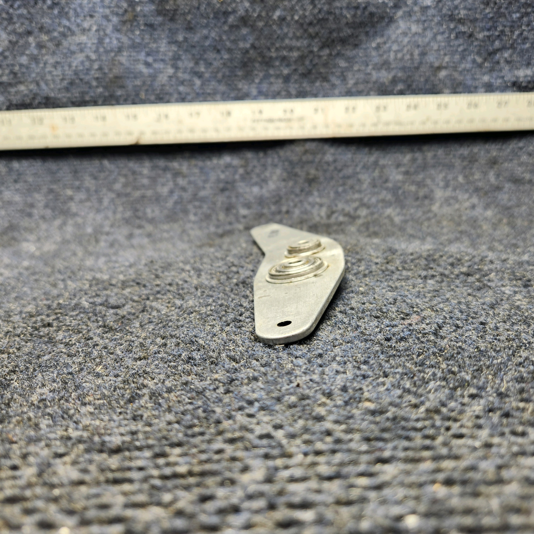 Used aircraft parts for sale, 0513370-1 CESSNA 172K FWD ELEVATOR BELLCRANK