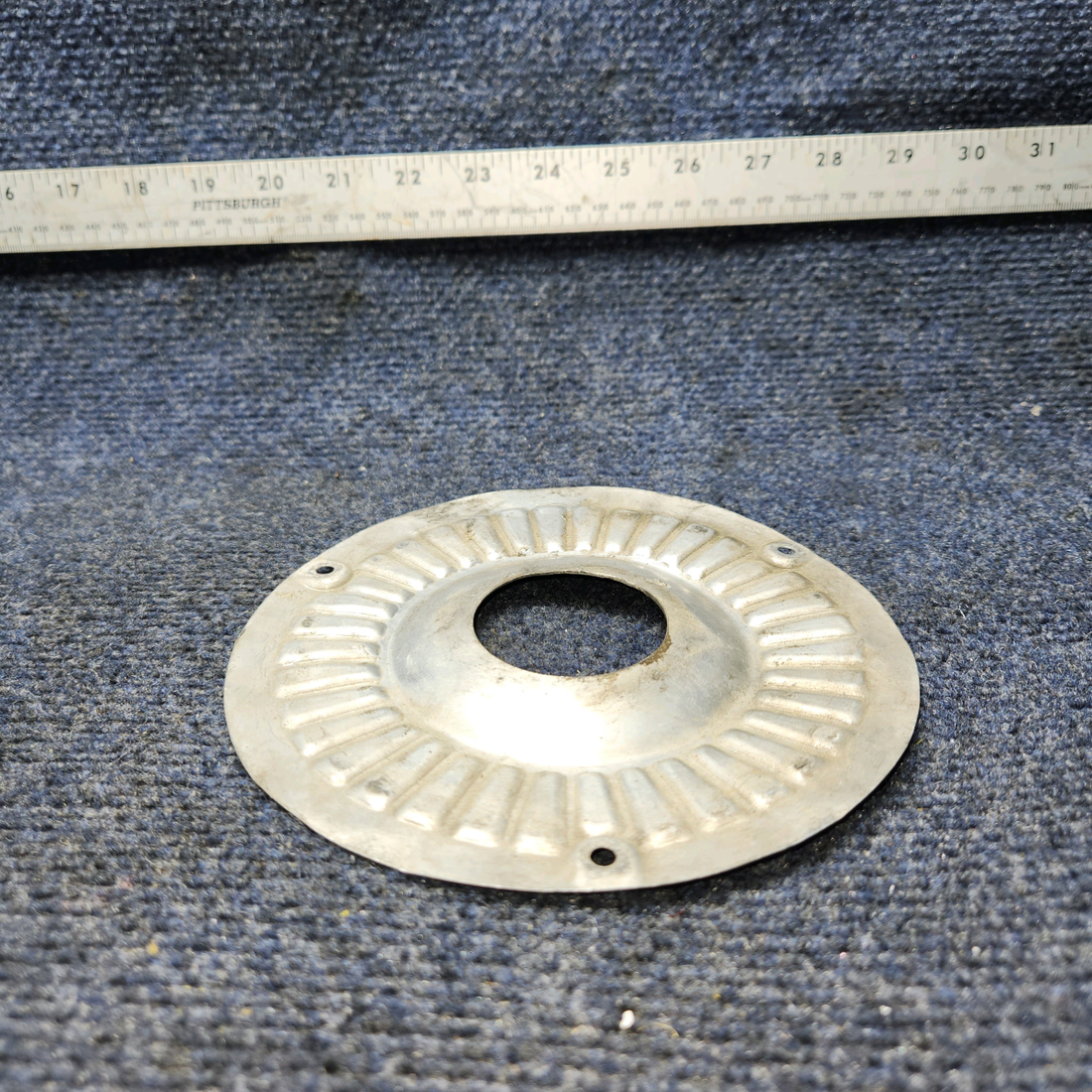 Used aircraft parts for sale, 0743627-6 Cessna 172RG Cap Hub Nose