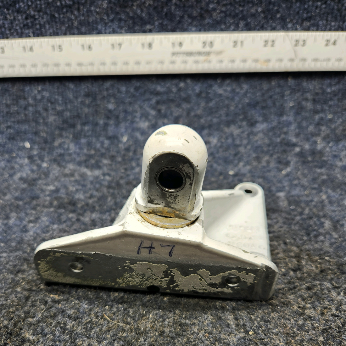 Used aircraft parts for sale, 95643-006 Piper PA32RT-300 MAIN GEAR TRUSS BRACKET ASSEMBLY LH (3/8")