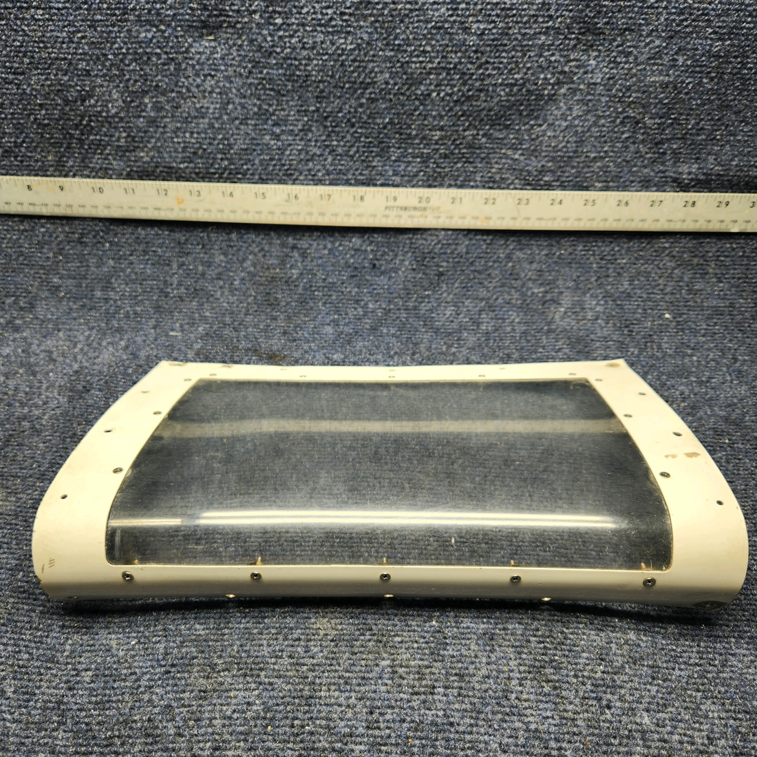 Used aircraft parts for sale, 169-110000-247 Beechcraft C23 SUNDOWNER LANDING LIGHT WINDOW LH / RH