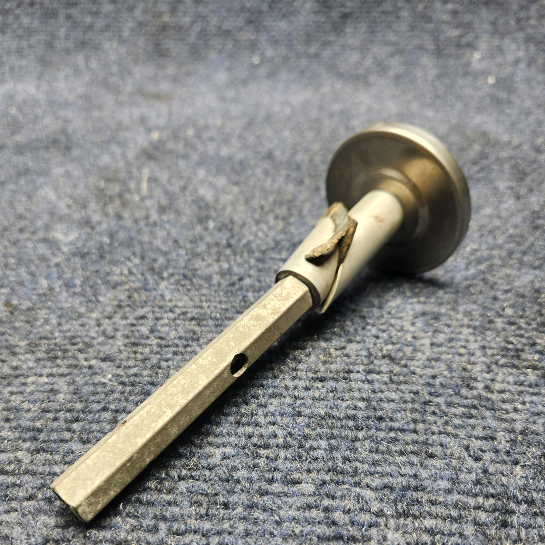 Used aircraft parts for sale, OAT Beechcraft Beechcraft C23 SUNDOWNER OUTSIDE AIR TEMP (OAT) GAUGE