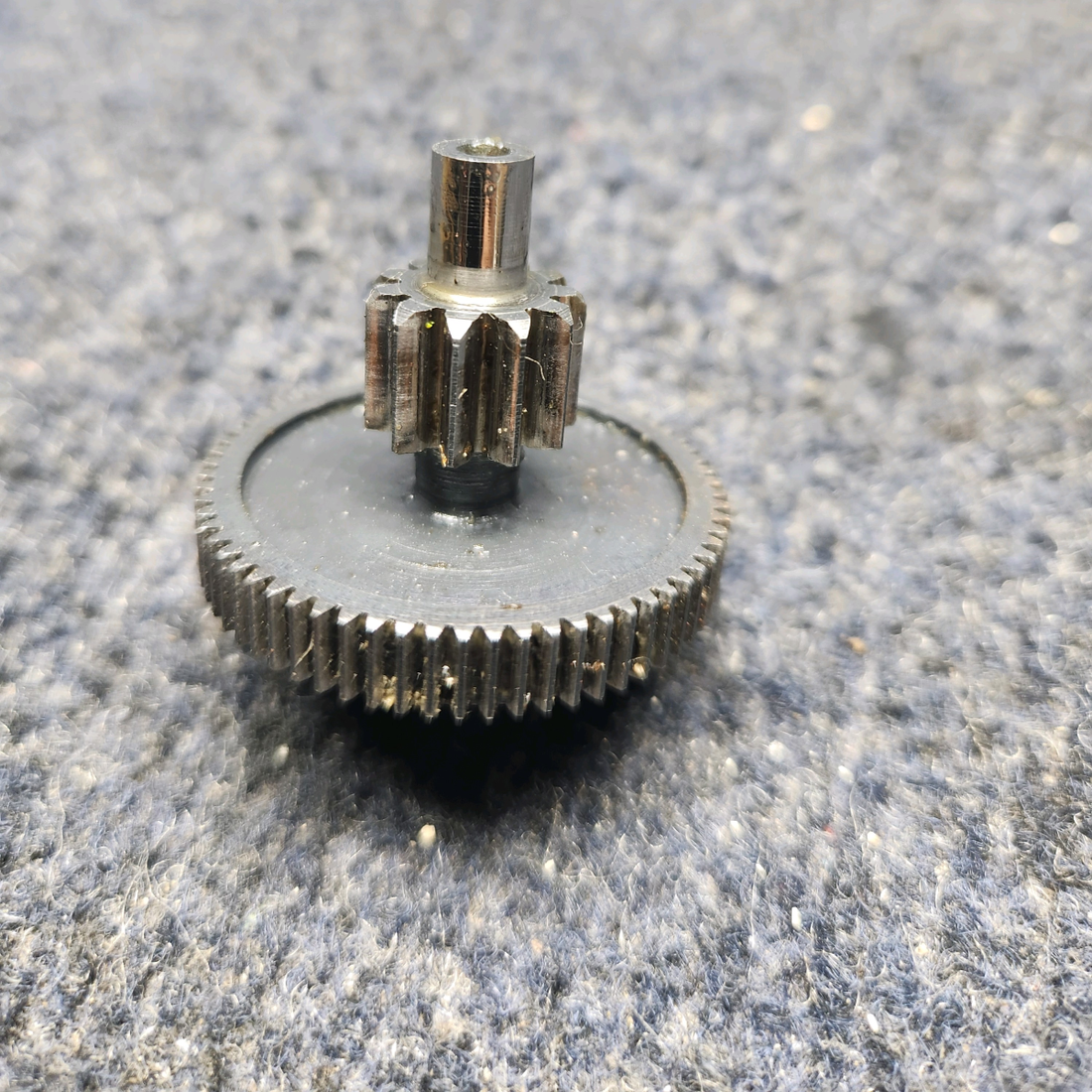Used aircraft parts for sale, 35-810139 BEECHCRAFT F35 GEAR SPUR AND PINION