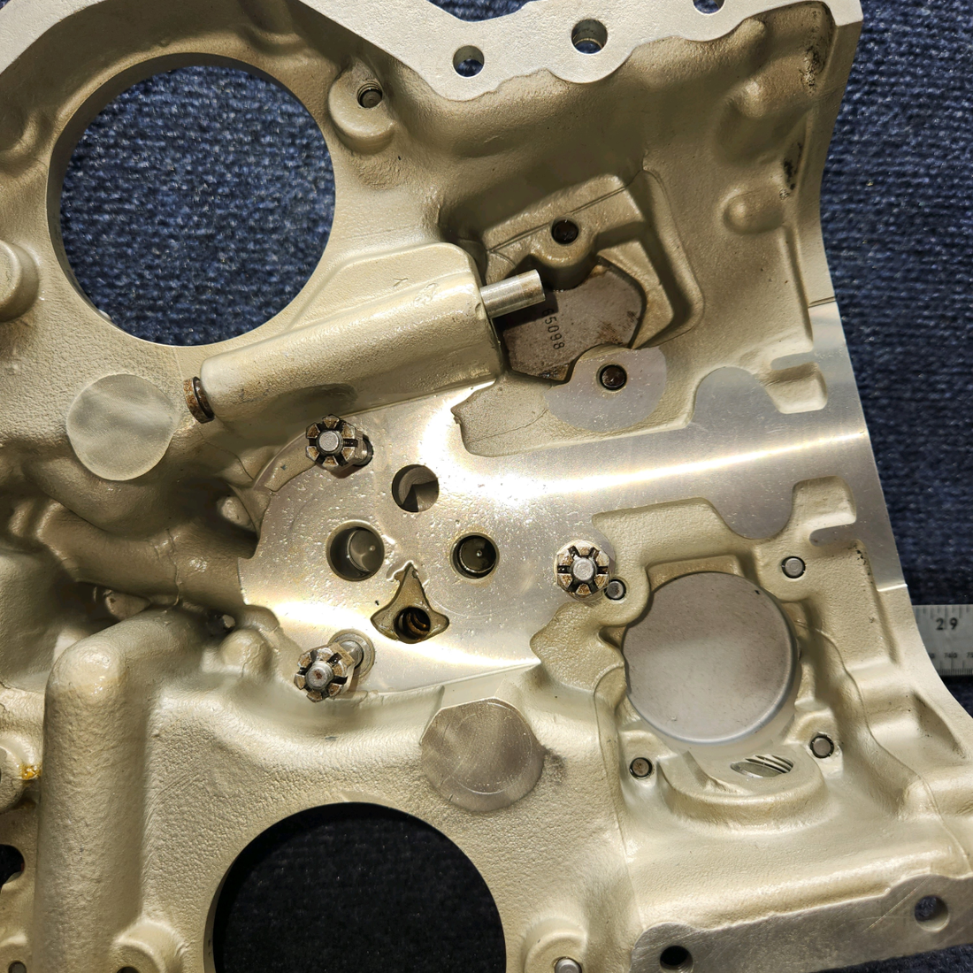 Used aircraft parts for sale, 21A21533-04 Lycoming O-320 CESSNA 172K HOUSING ASSY - ACCESSORY