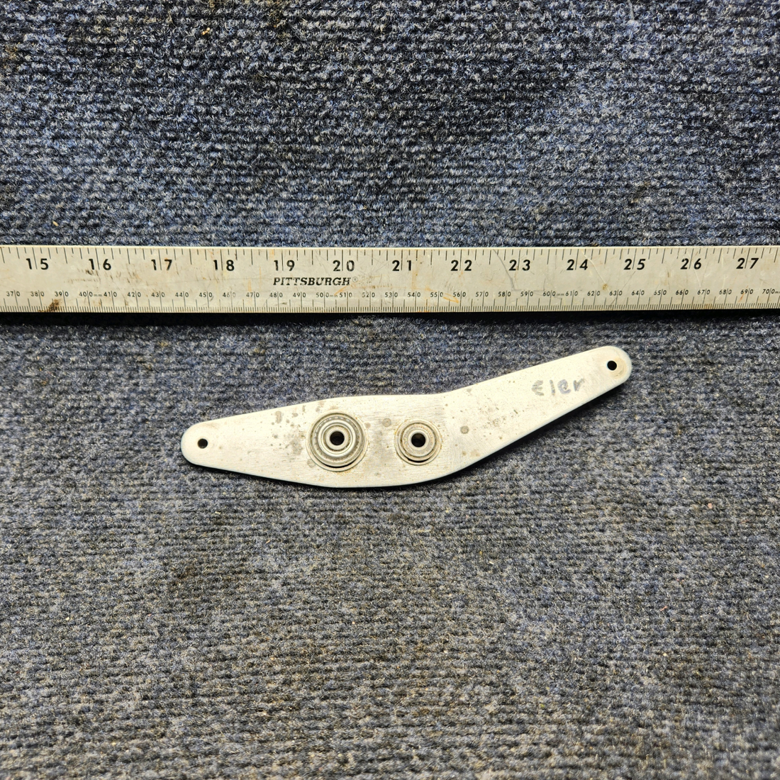 Used aircraft parts for sale, 0513370-1 CESSNA 172K FWD ELEVATOR BELLCRANK