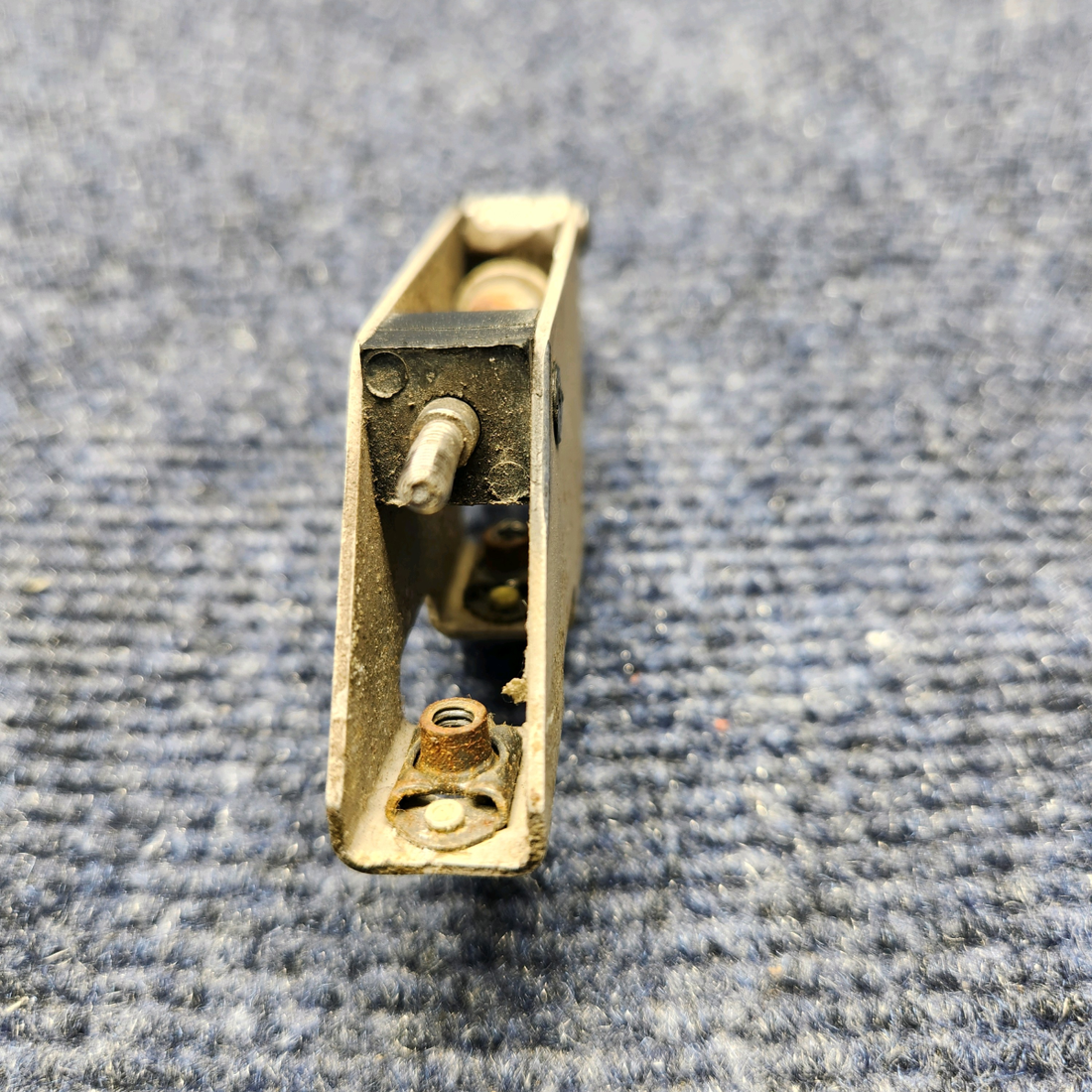 Used aircraft parts for sale, 169-420036-93 Beechcraft C23 SUNDOWNER CABIN DOOR LATCH HOOK LH