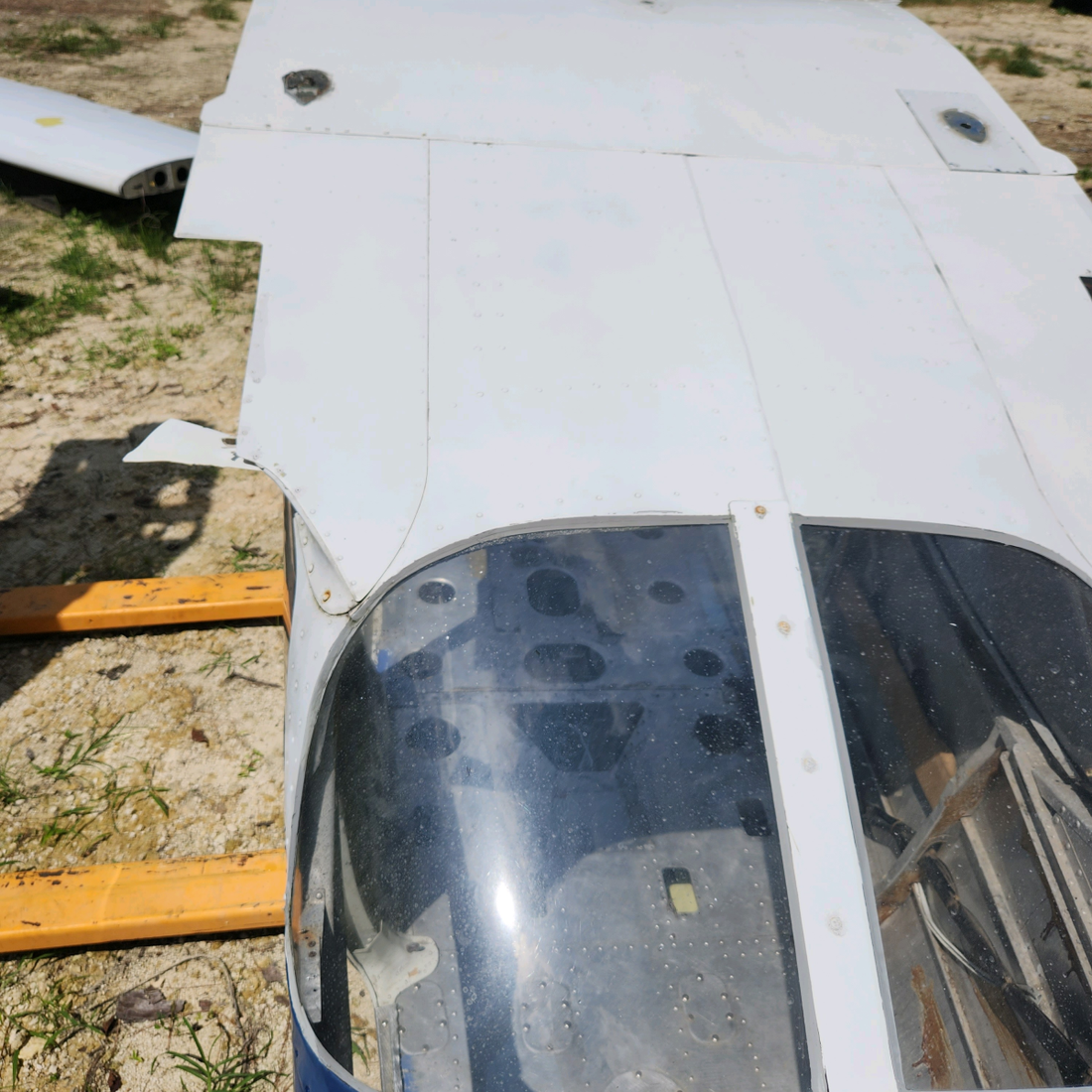 Used aircraft parts for sale, FUSSELAGE CESSNA C172RG CESSNA 172RG FUSSELAGE DATA PLATE/LOOK BOOK BELLY LAND/MLG BRACKET.