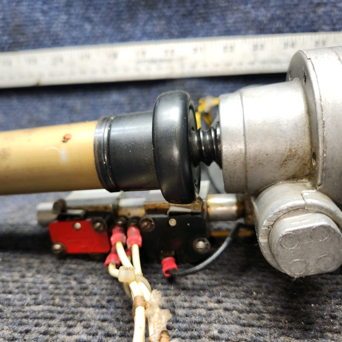 Used aircraft parts for sale, 750097-009,750105-1 Mooney M20J Flap Actuator Assy with Motor - 12V