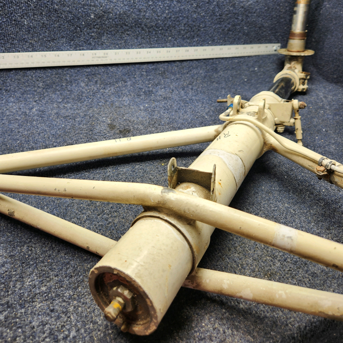 Used aircraft parts for sale, 45-815201-603 BEECHCRAFT F35 LANDING GEAR SHOCK ABSORBER ASSY RH