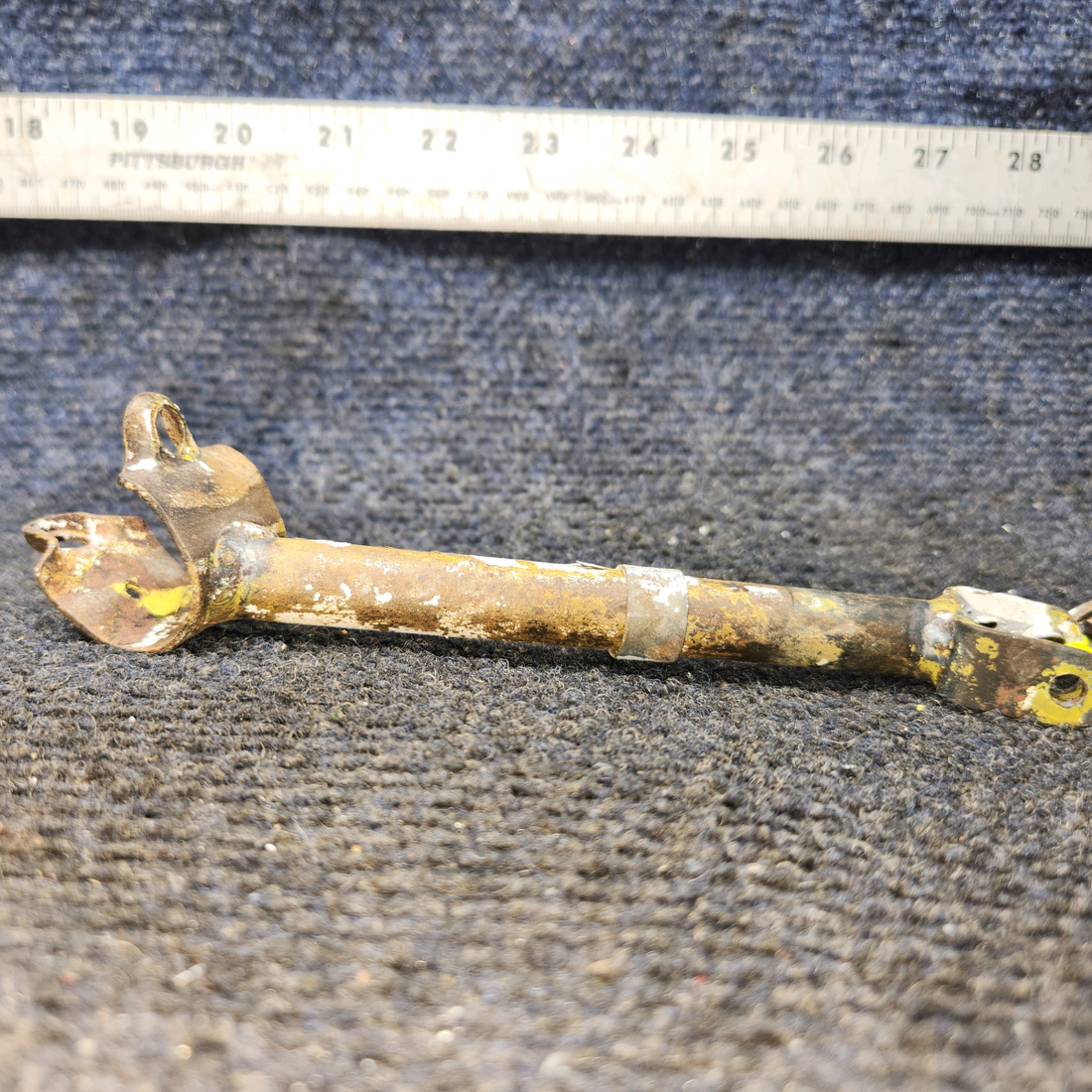 Used aircraft parts for sale, 550015‑005 Mooney M20J Main Landing Gear Door Support - LH