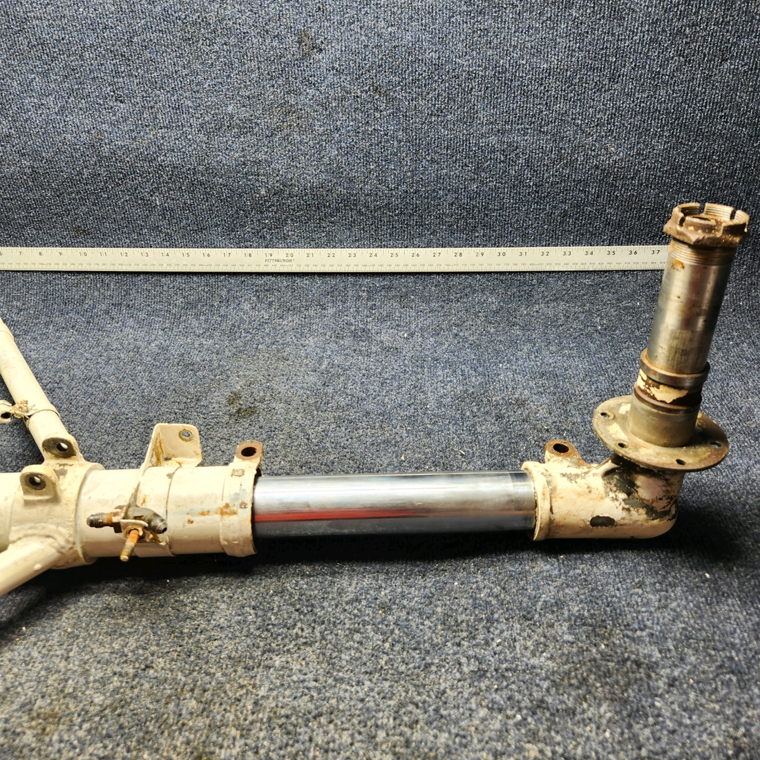 Used aircraft parts for sale, 45-815201-602 BEECHCRAFT F35 LANDING GEAR SHOCK ABSORBER ASSY LH