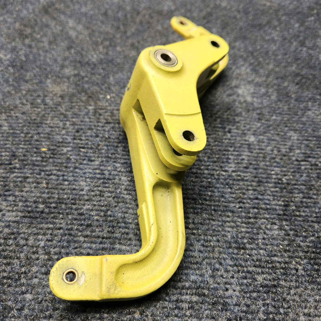 Used aircraft parts for sale, 169-524020-3 Beechcraft C23 SUNDOWNER AILERON CONTROL ARM LH OR RH