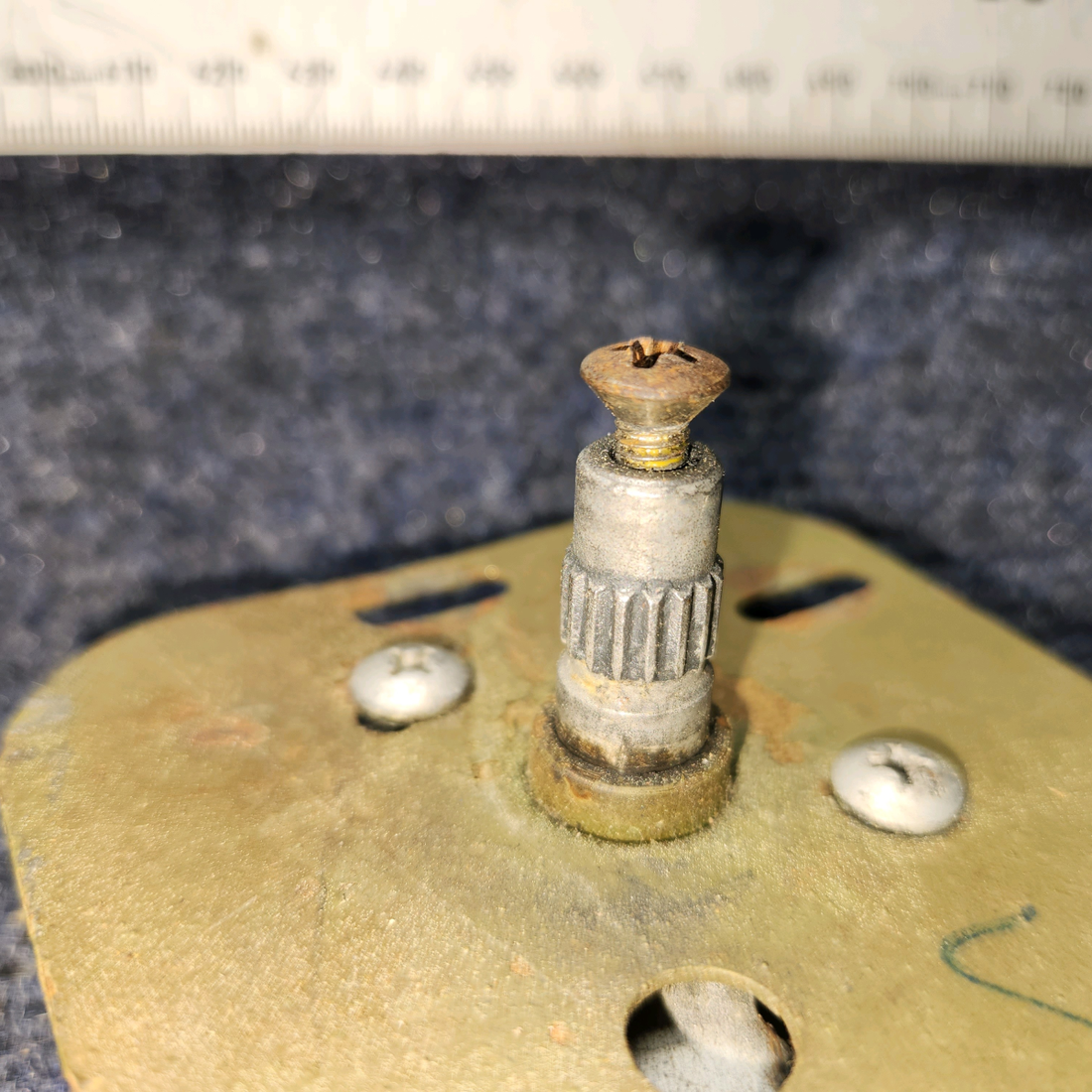 Used aircraft parts for sale, 1217046-11 Cessna 172RG PLATE ASSEMBLY BASE L/H