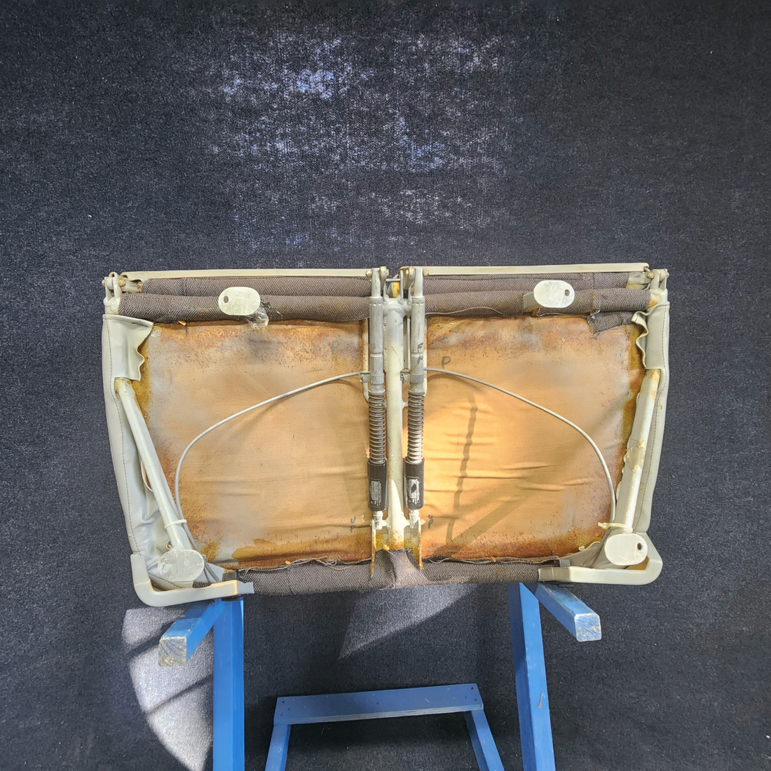 Used aircraft parts for sale, 0511411-1 / 0514170-3 CESSNA C172RG C172RG PILOT-COPILOT AND REAR SEAT SEE PHOTOS FOR DETAILS