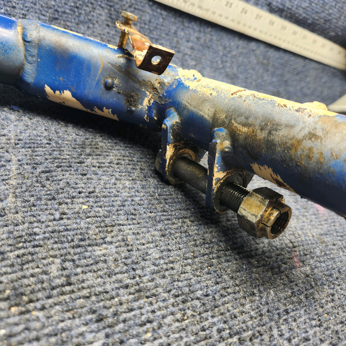 Used aircraft parts for sale, 520002-502 Mooney M20K SPINDLE ASSY RH