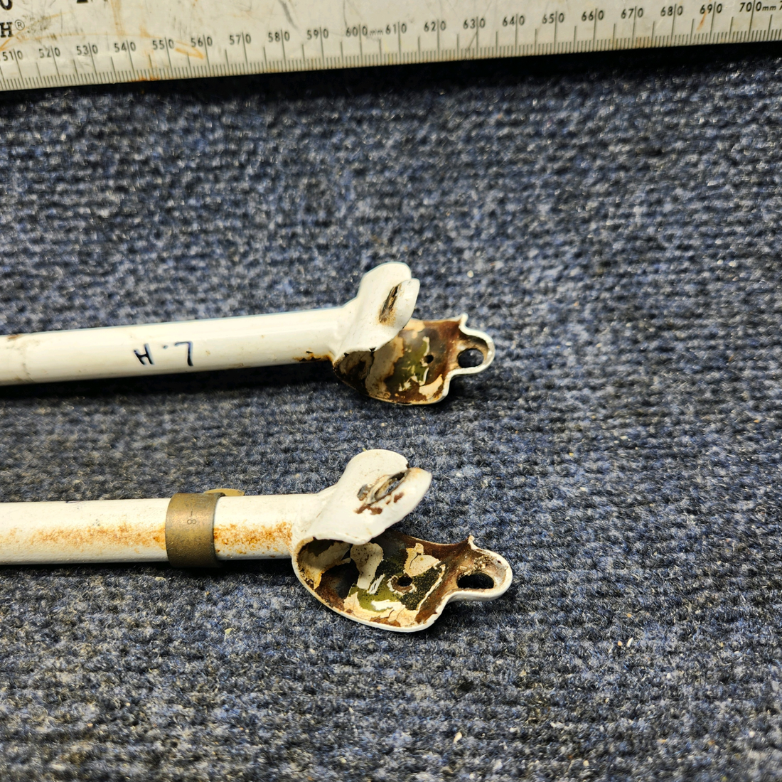 Used aircraft parts for sale, 550015-005 Mooney M20J MAIN GEAR DOOR SUPPORT "PRICE PER EACH"