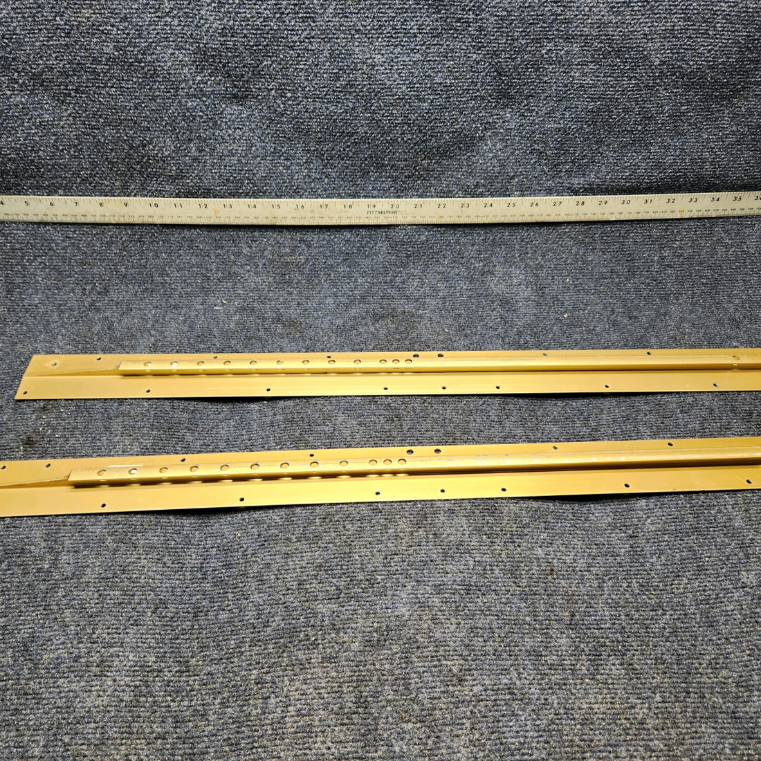 Used aircraft parts for sale, MC2414002-2 CESSNA C172RG SEAT RAIL, OUT LH, IN RH,
