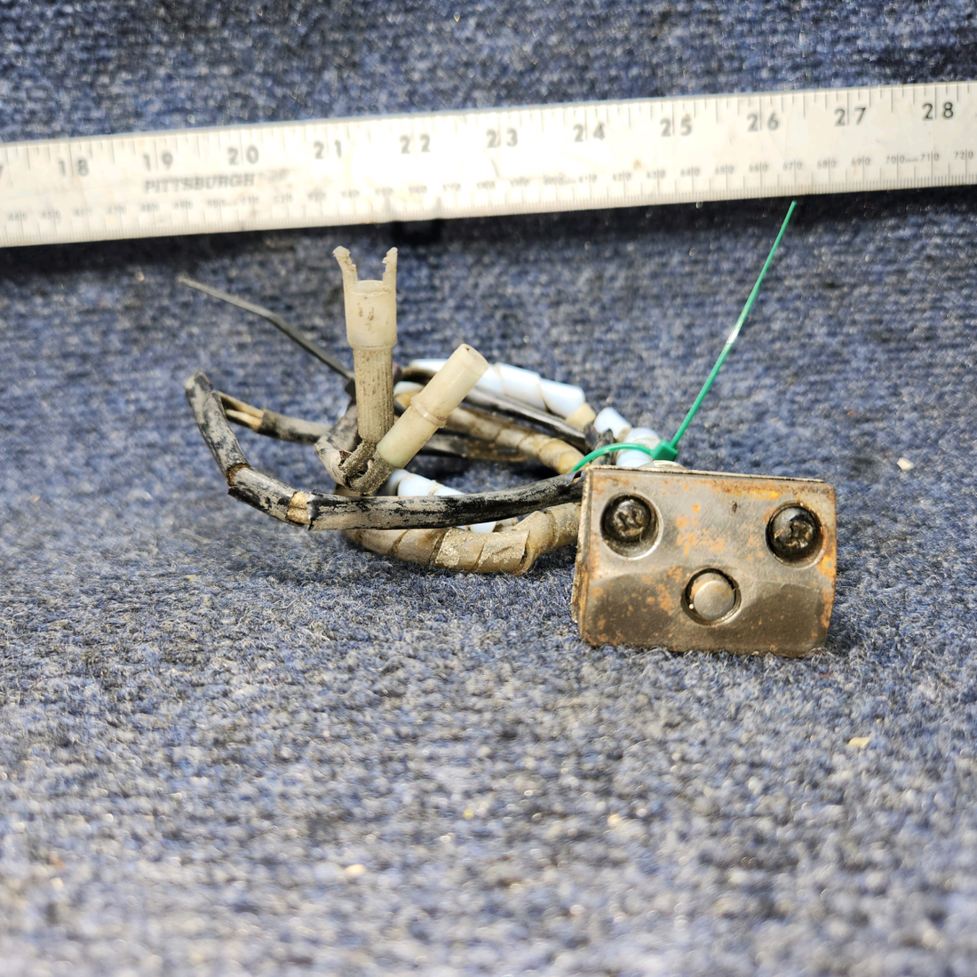 Used aircraft parts for sale, 602EN67-6B Cessna 172RG Nose Gear Squat Switch