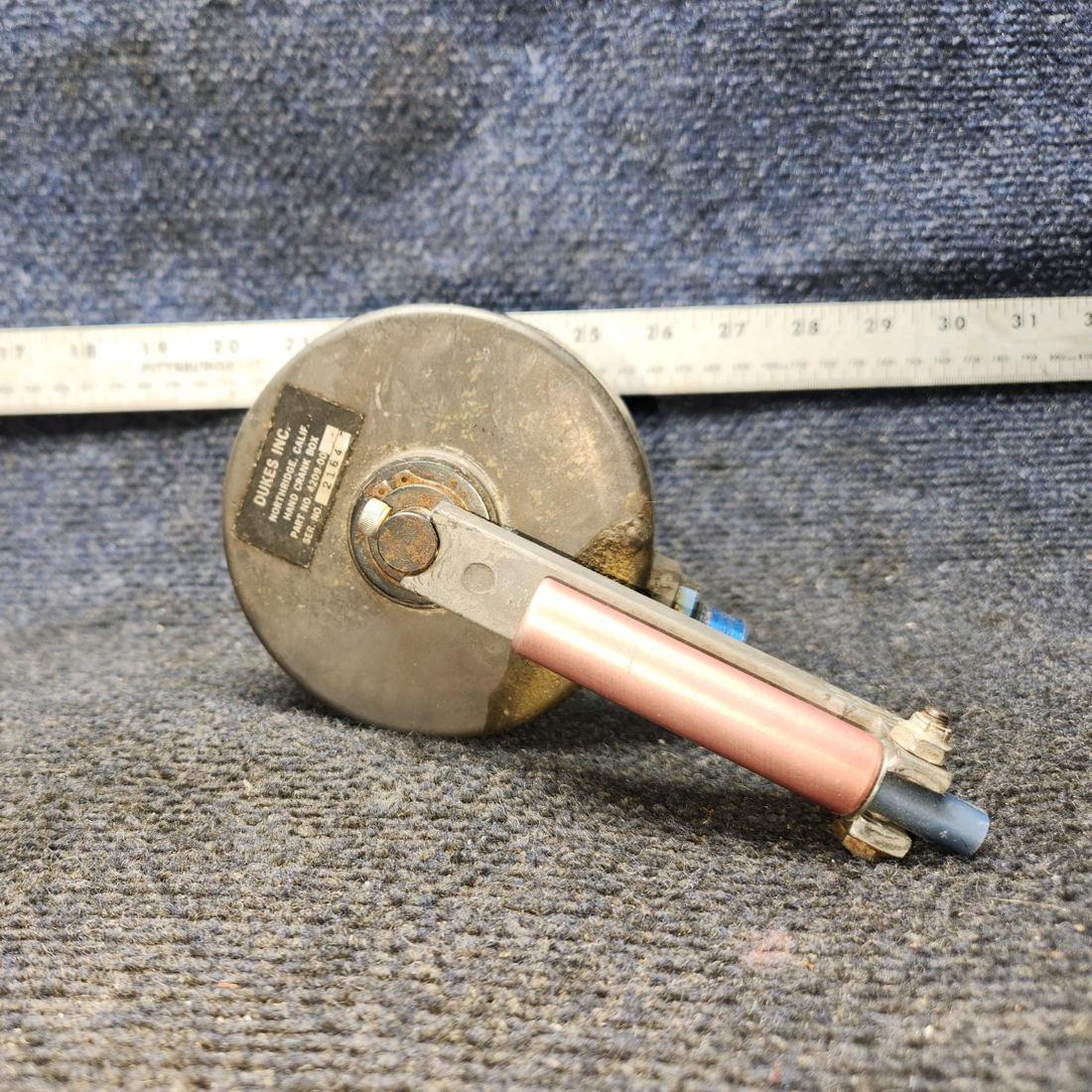 Used aircraft parts for sale, 4209-00-1 Mooney M20J Emergency Landing Gear Crank Assembly – Dukes