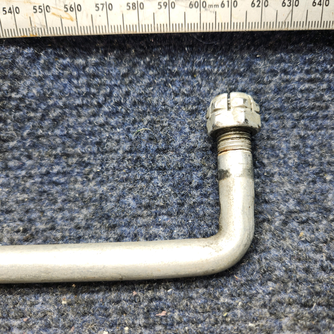 Used aircraft parts for sale, 0541153 CESSNA 172K Main Landing Gear U-Bolt LH or RH