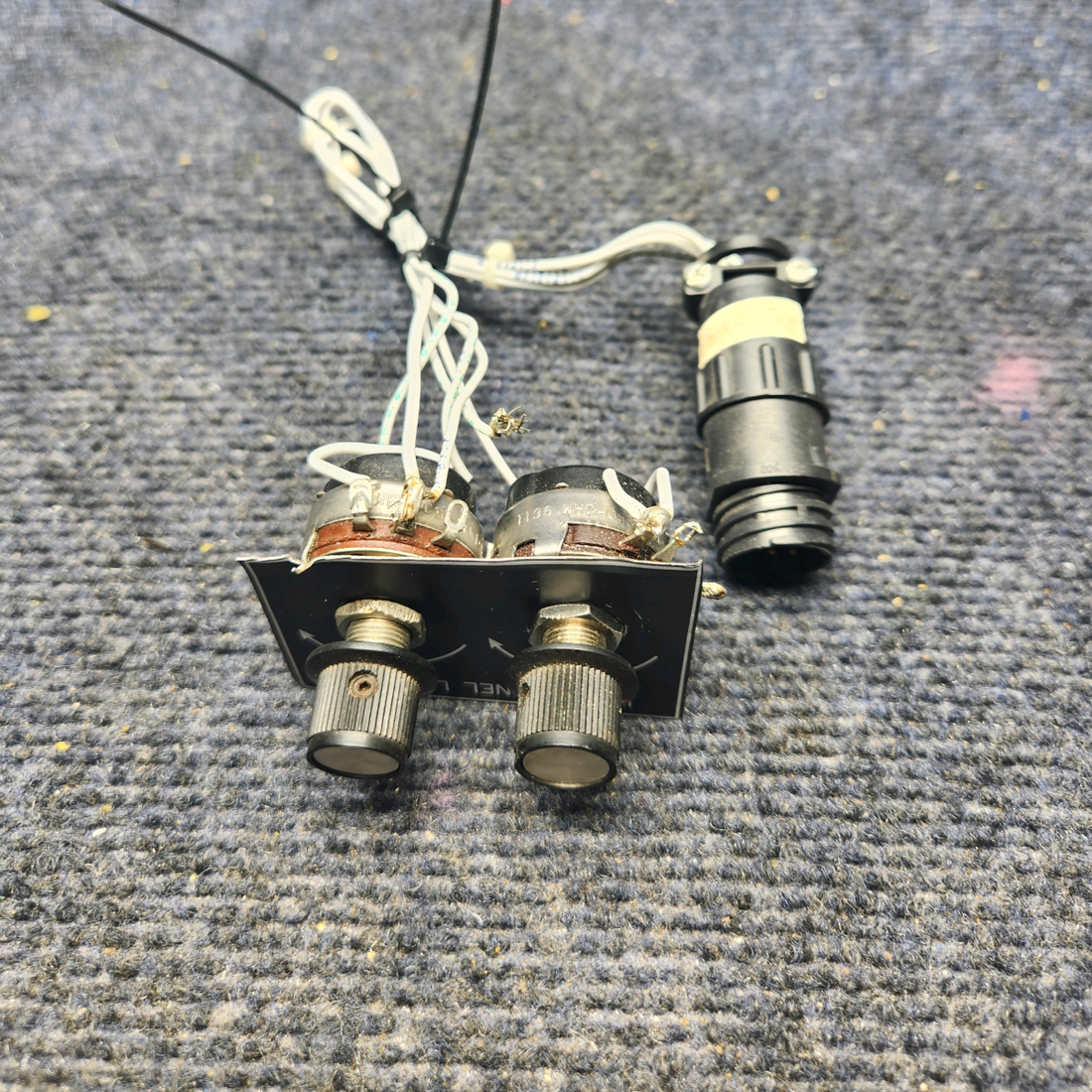 Used aircraft parts for sale, JSIN056P251MA Mooney M20K RHEOSTAT INSTRUMENT PANEL