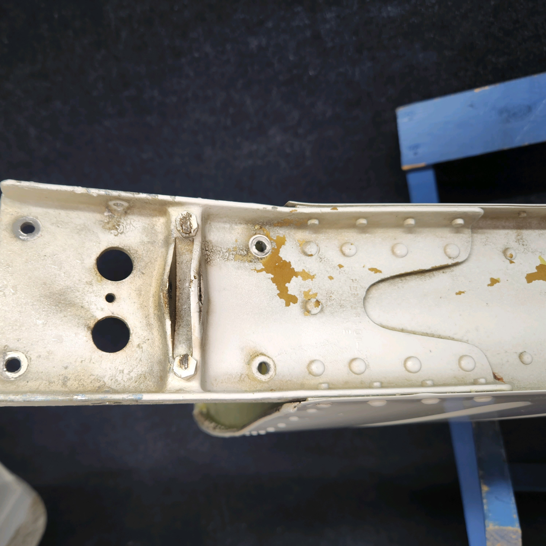 Used aircraft parts for sale, 66975-004 Piper PA28-161 Vertical fin