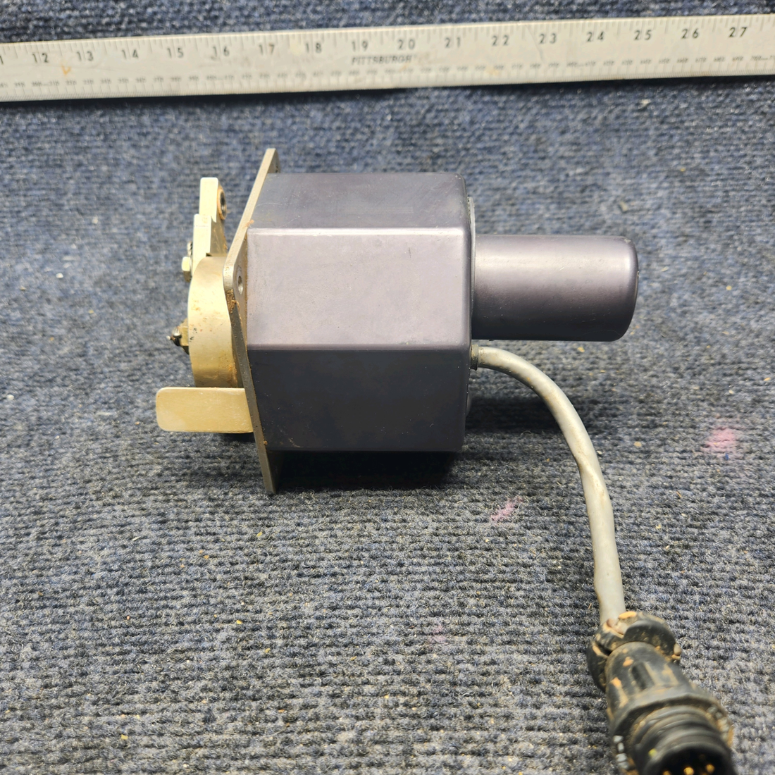 Used aircraft parts for sale, 1C812-2-801 Mooney M20K EDO-AIRE AUTOPILOT PITCH SERVO ASSEMBLY