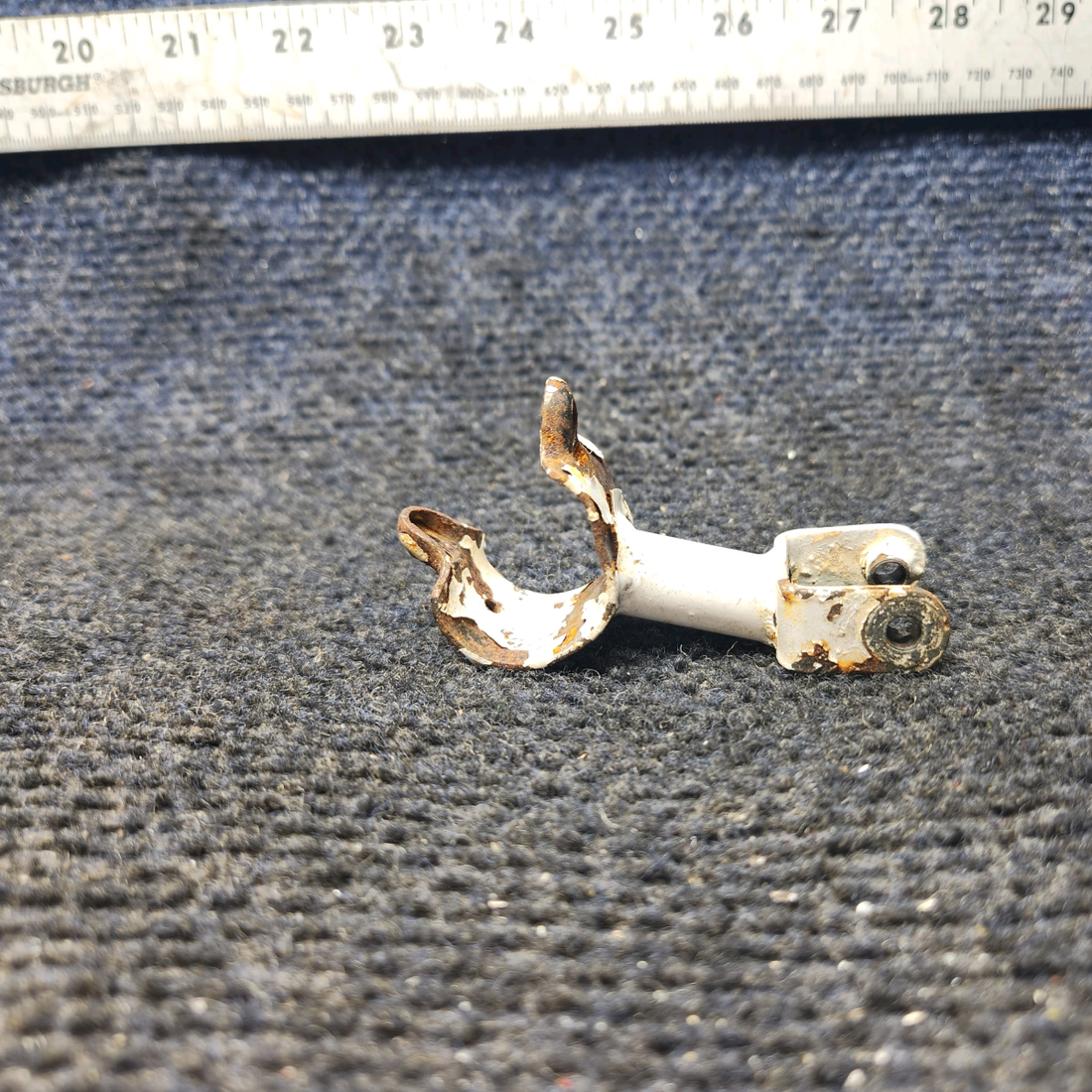 Used aircraft parts for sale, 550015-001 Mooney M20J Suport Main Landing Gear Rear