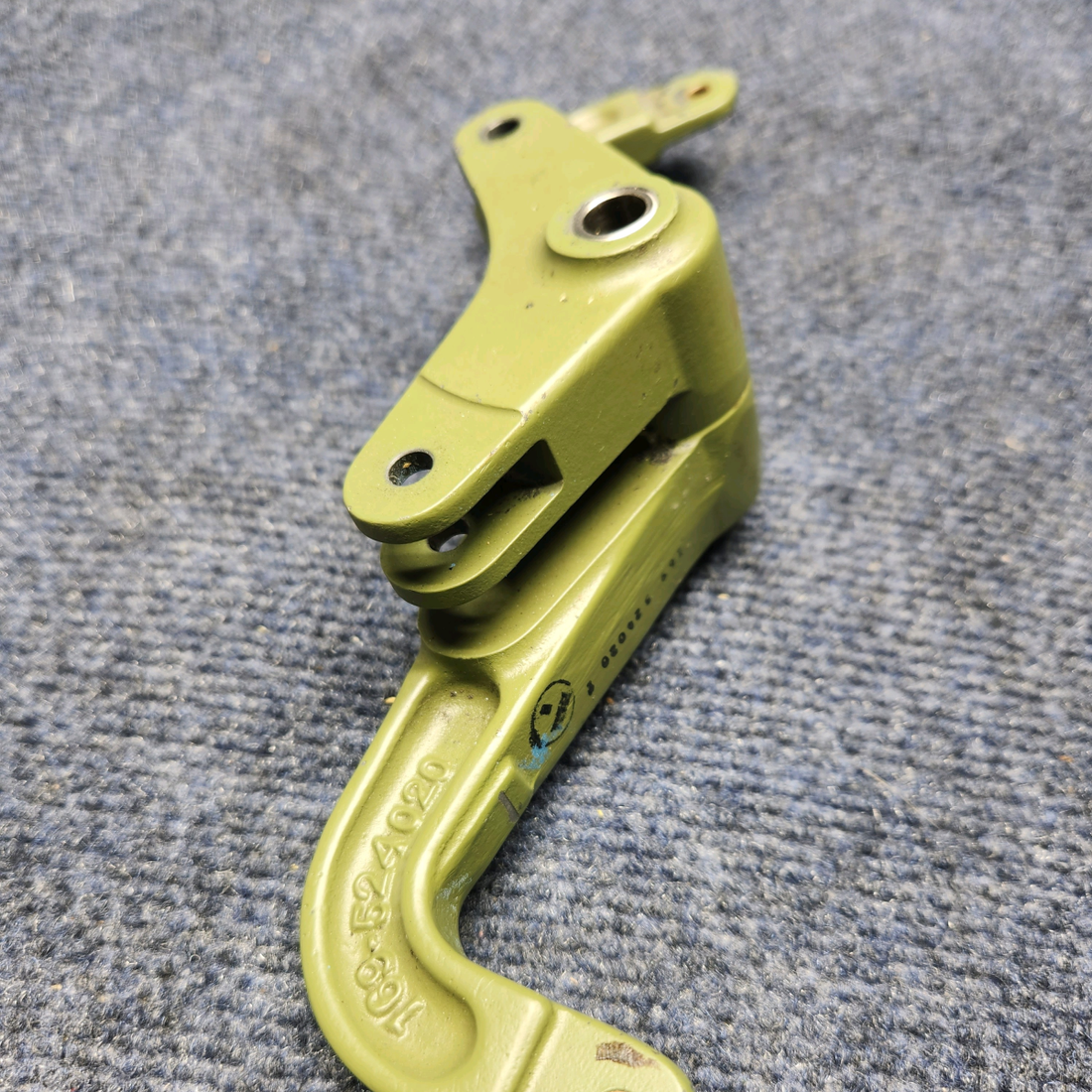 Used aircraft parts for sale, 169-524020-3 Beechcraft C23 SUNDOWNER AILERON CONTROL ARM LH OR RH