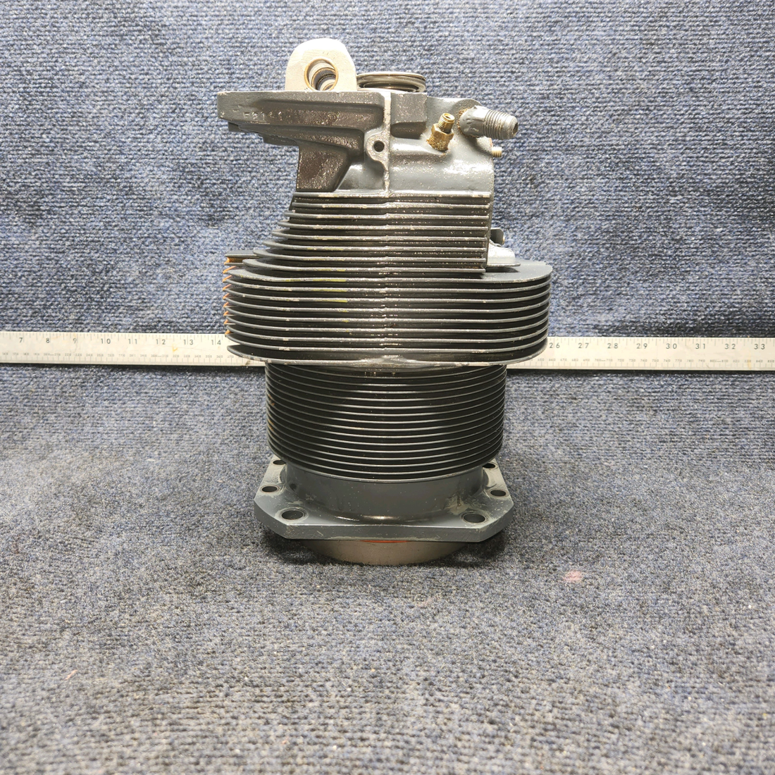 Used aircraft parts for sale, LW12416 Lycoming CESSNA 172K CYLINDER WIDE DECK USED IN O-320 SERIES CHROME -10 HRS  ONLY